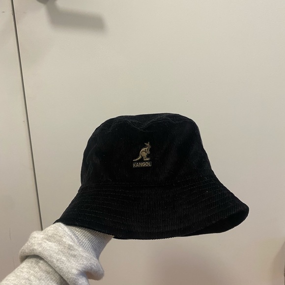 Kangol corduroy bucket hat pristine - Picture 3 of 3